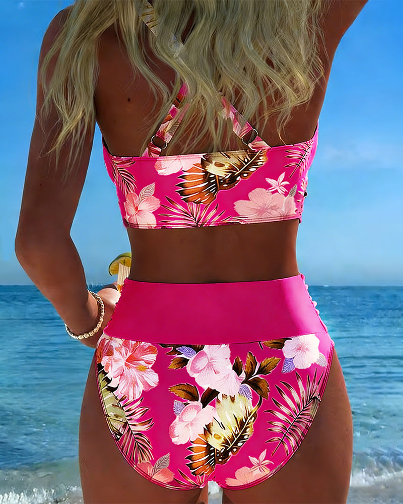 Bikini à motifs floraux contrastés