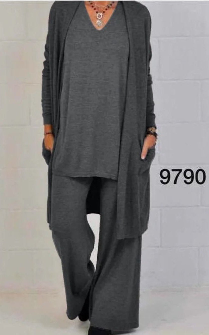 Completo Cardigan, Maglia & Pantalone “Vitty”