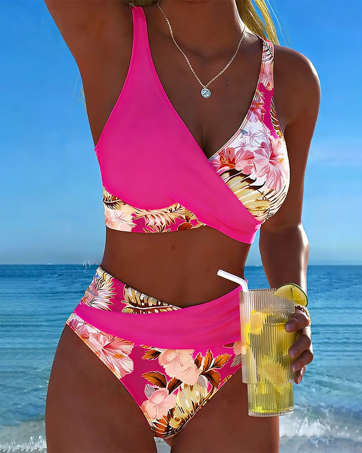 Bikini à motifs floraux contrastés