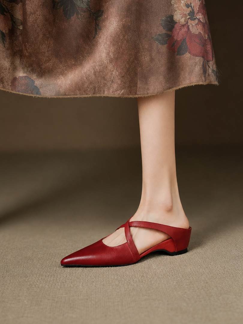 Carmela | Mules à Pointe avec Cintres Croisés