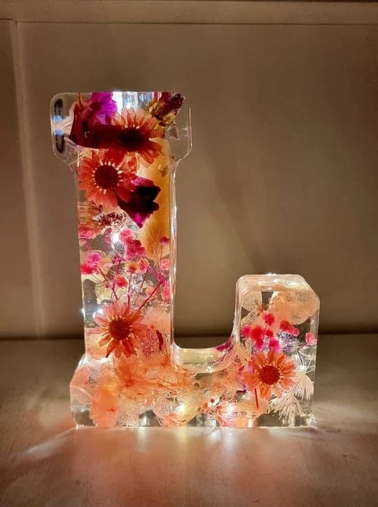 🌸Lampe de nuit artisanale en résine florale