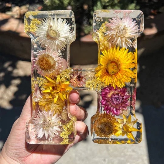 🌸Lampe de nuit artisanale en résine florale