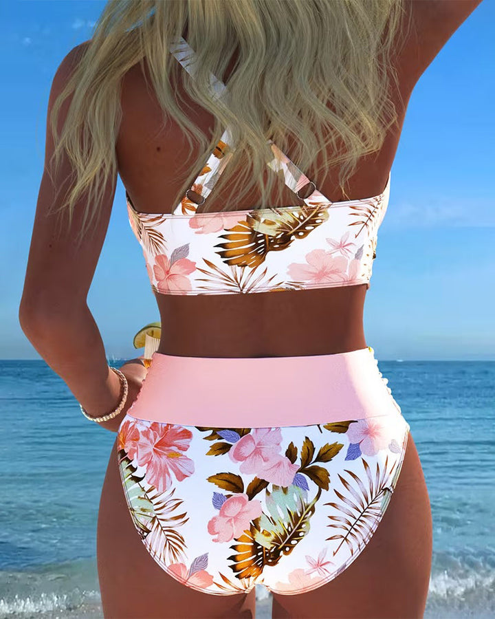 Bikini à motifs floraux contrastés