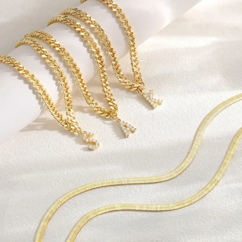 Zavélia™ — Bracelet de cheville initiale personnalisé