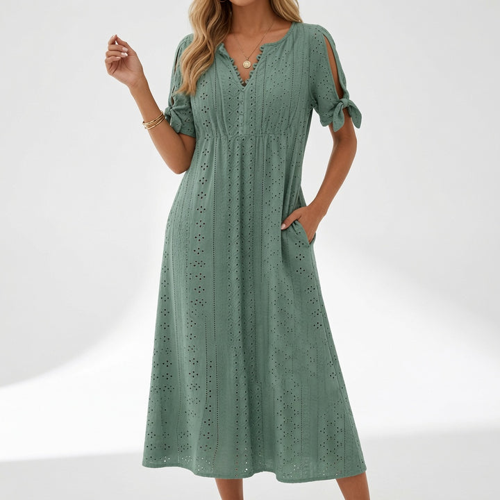 Lorélia™ — Robe bohème brodée élégance estivale