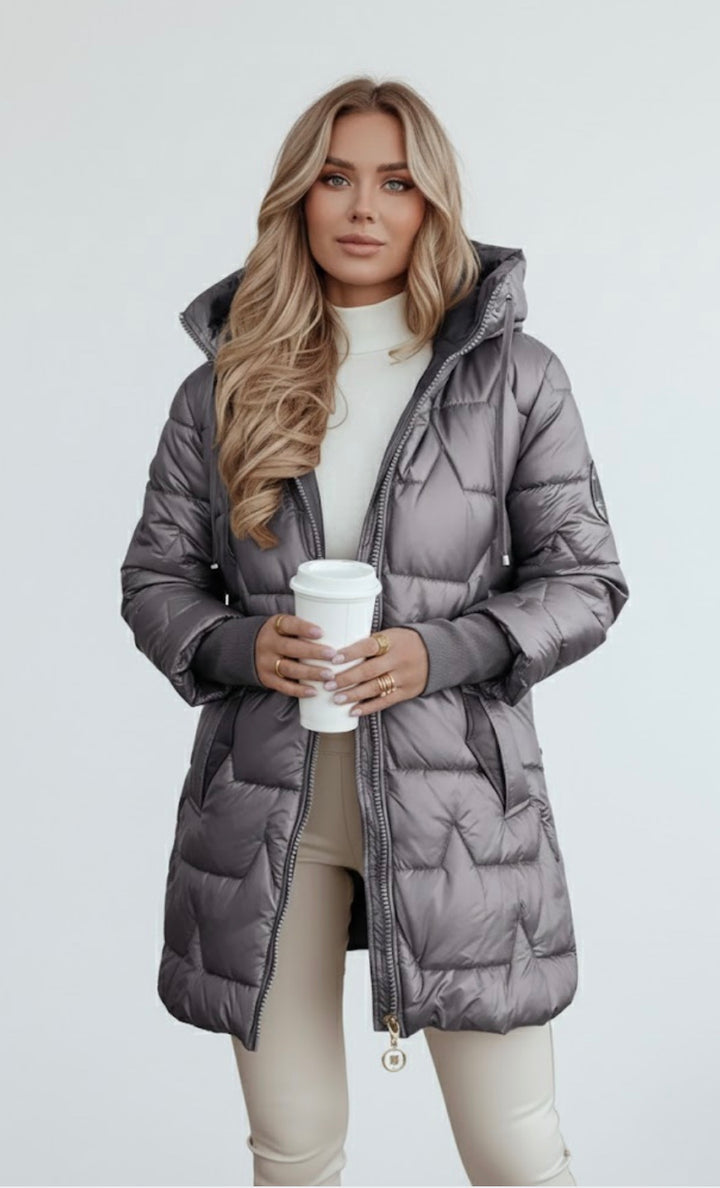Almée™ – La Doudoune Longue Élégance d’Hiver