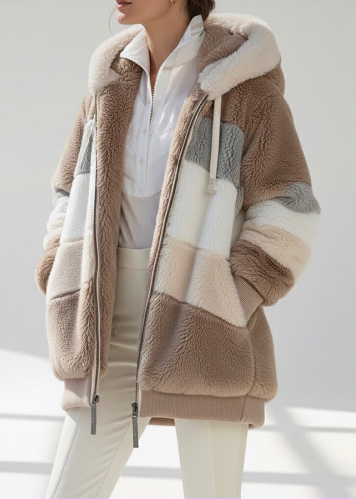 Aléana™ – La veste d’hiver élégante et chaude avec capuche et fermeture éclair
