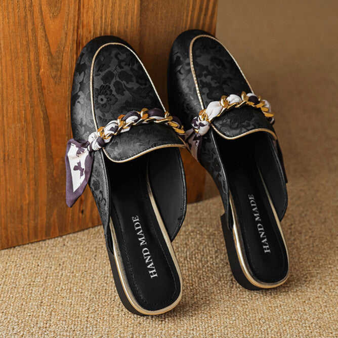 Marisa | Mules Mocassins avec Chaîne Décorative