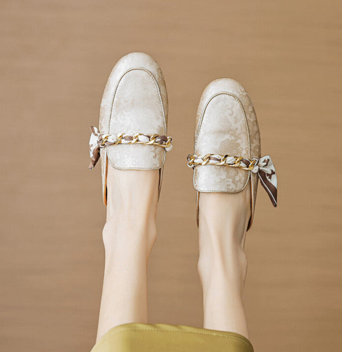 Marisa | Mules Mocassins avec Chaîne Décorative