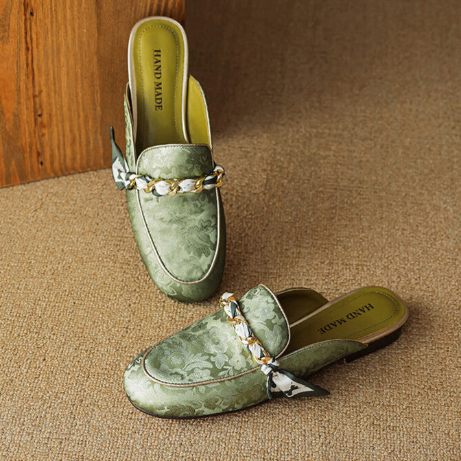 Marisa | Mules Mocassins avec Chaîne Décorative