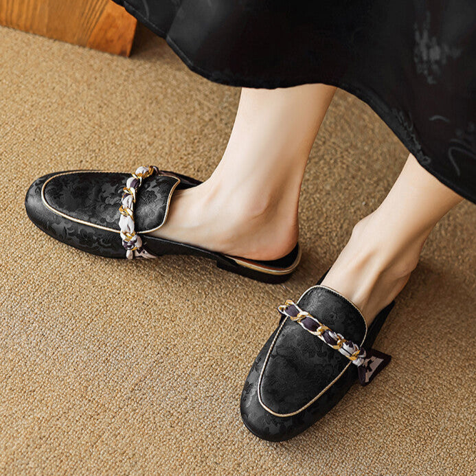 Marisa | Mules Mocassins avec Chaîne Décorative