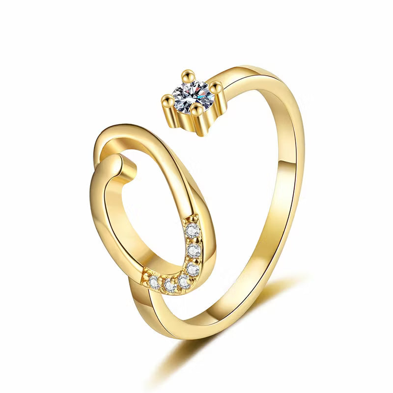 Lumévara™ — Bague cœur initiale élégance personnalisée