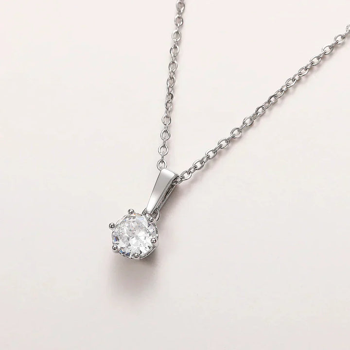 Collier Classique avec Pendentif en Zirconia