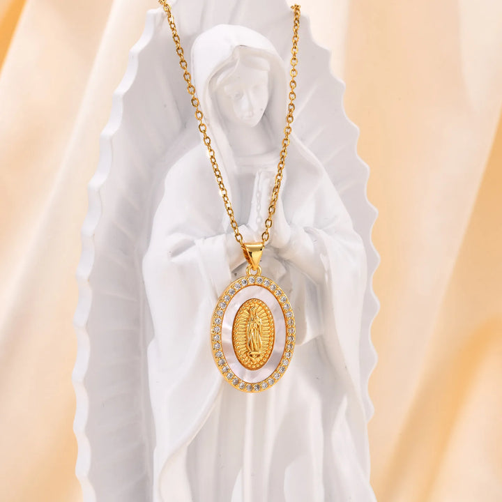 Mary Oval Gold Pendant Necklace