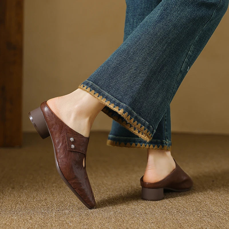 Miles | Mules à Punta avec Détails Découpés
