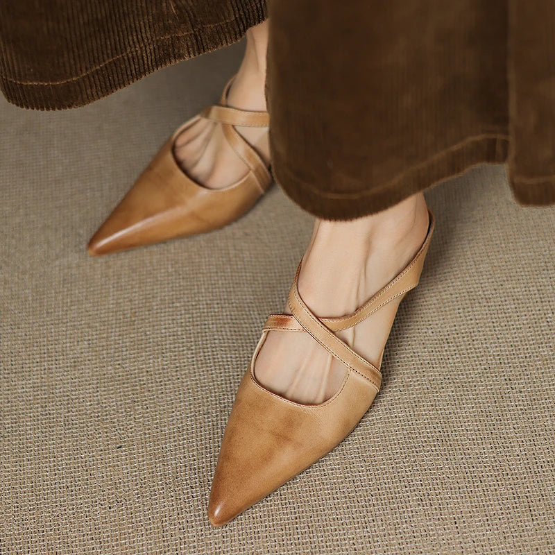 Carmela | Mules à Pointe avec Cintres Croisés