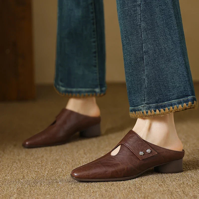 Miles | Mules à Punta avec Détails Découpés