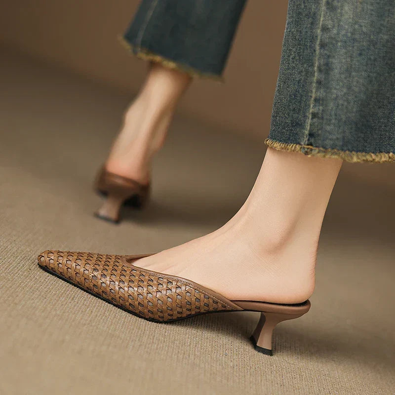 Maria | Mules Tressées à Pointe
