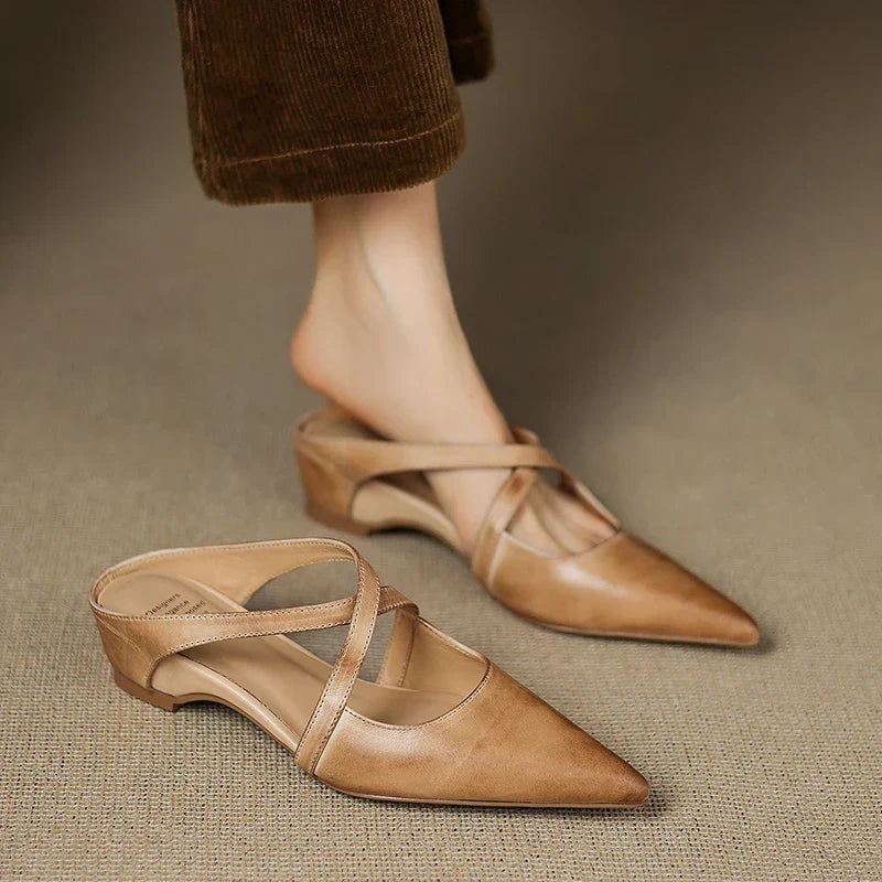 Carmela | Mules à Pointe avec Cintres Croisés