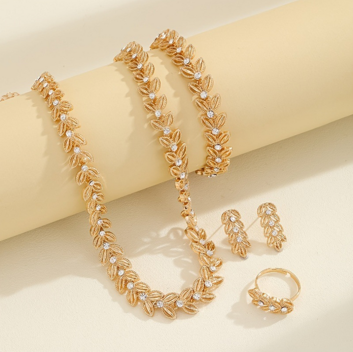 Éléonore™ – Élégance dorée pour chaque moment