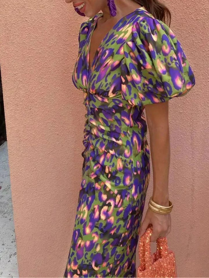 Noor™ - Robe mi-longue avec manches bouffantes