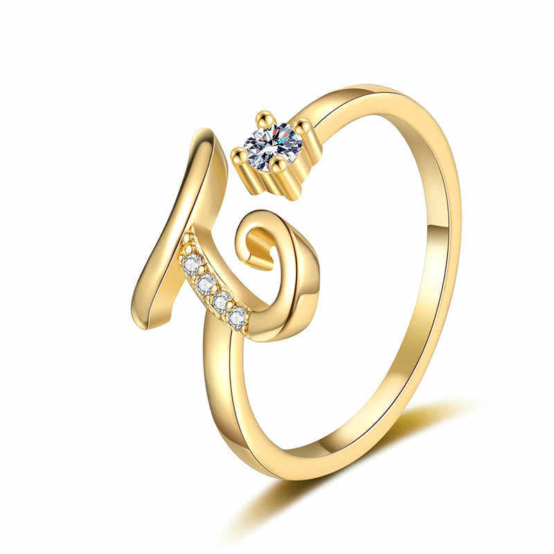 Lumévara™ — Bague cœur initiale élégance personnalisée