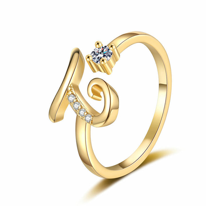 Lumévara™ — Bague cœur initiale élégance personnalisée
