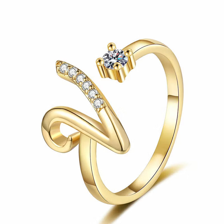 Lumévara™ — Bague cœur initiale élégance personnalisée