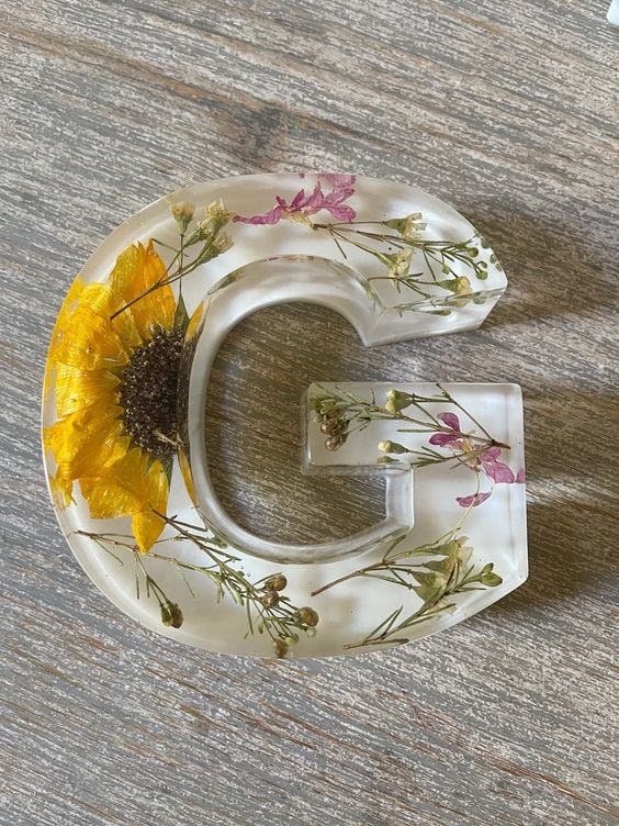 🌸Lampe de nuit artisanale en résine florale