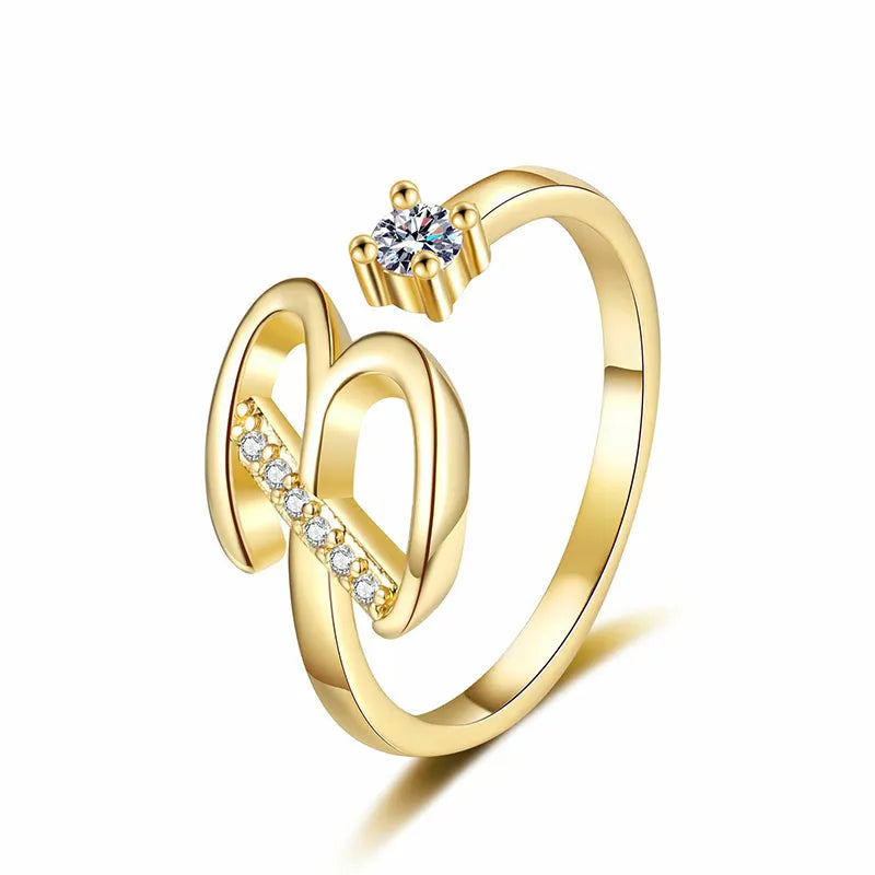 Lumévara™ — Bague cœur initiale élégance personnalisée