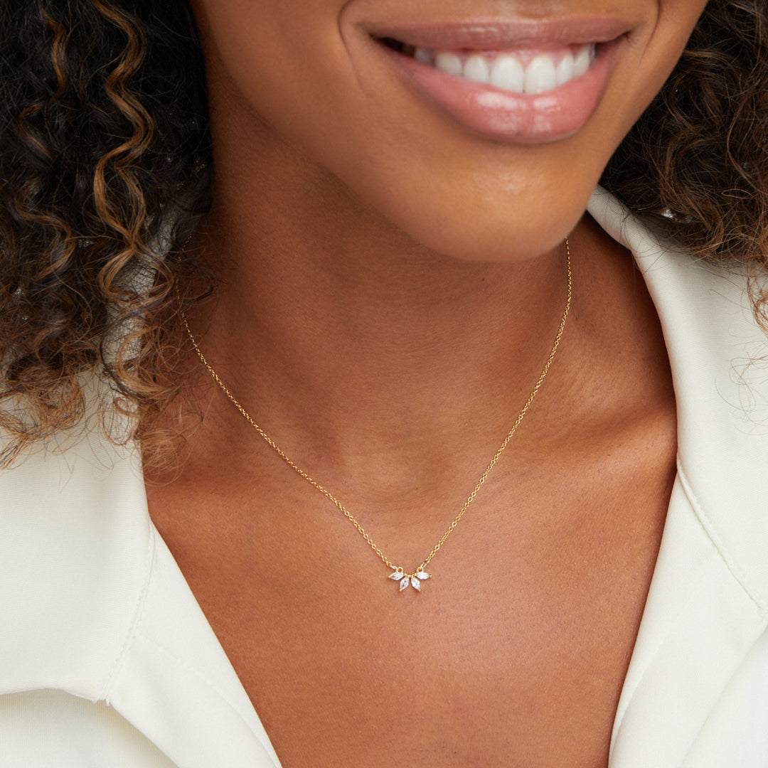 Collier Feuille en Cristal